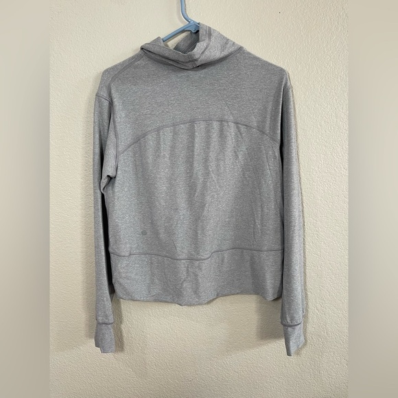 Lululemon gray pullover Cowl neck sweater size 6 - Picture 2 of 7